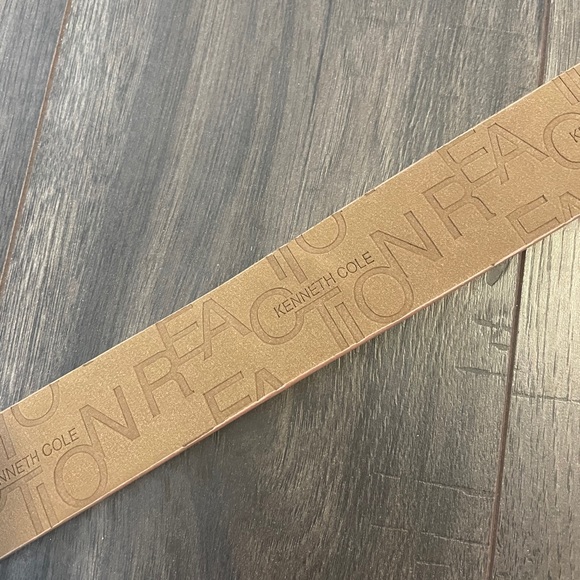 Kenneth Cole - new with tag belt - Picture 3 of 5